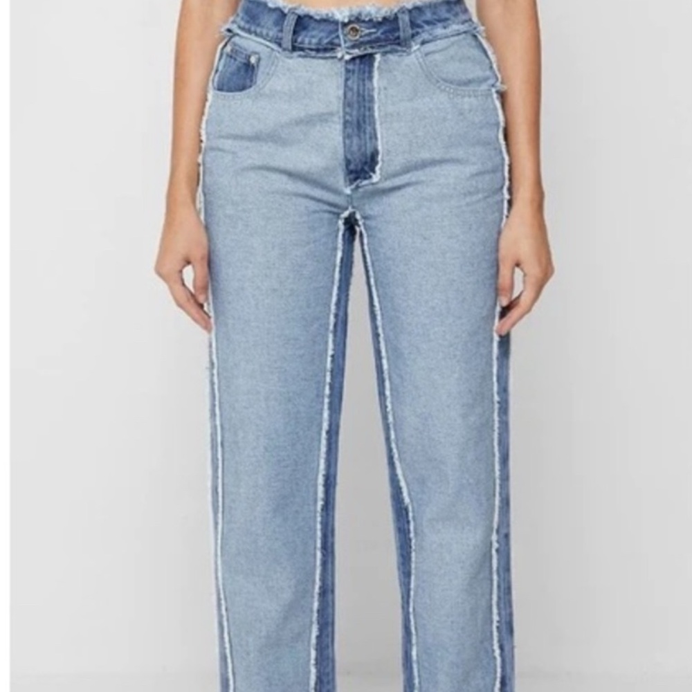 Maniere De Devoir Distressed Mom Jeans Blue Size 6 NWOT